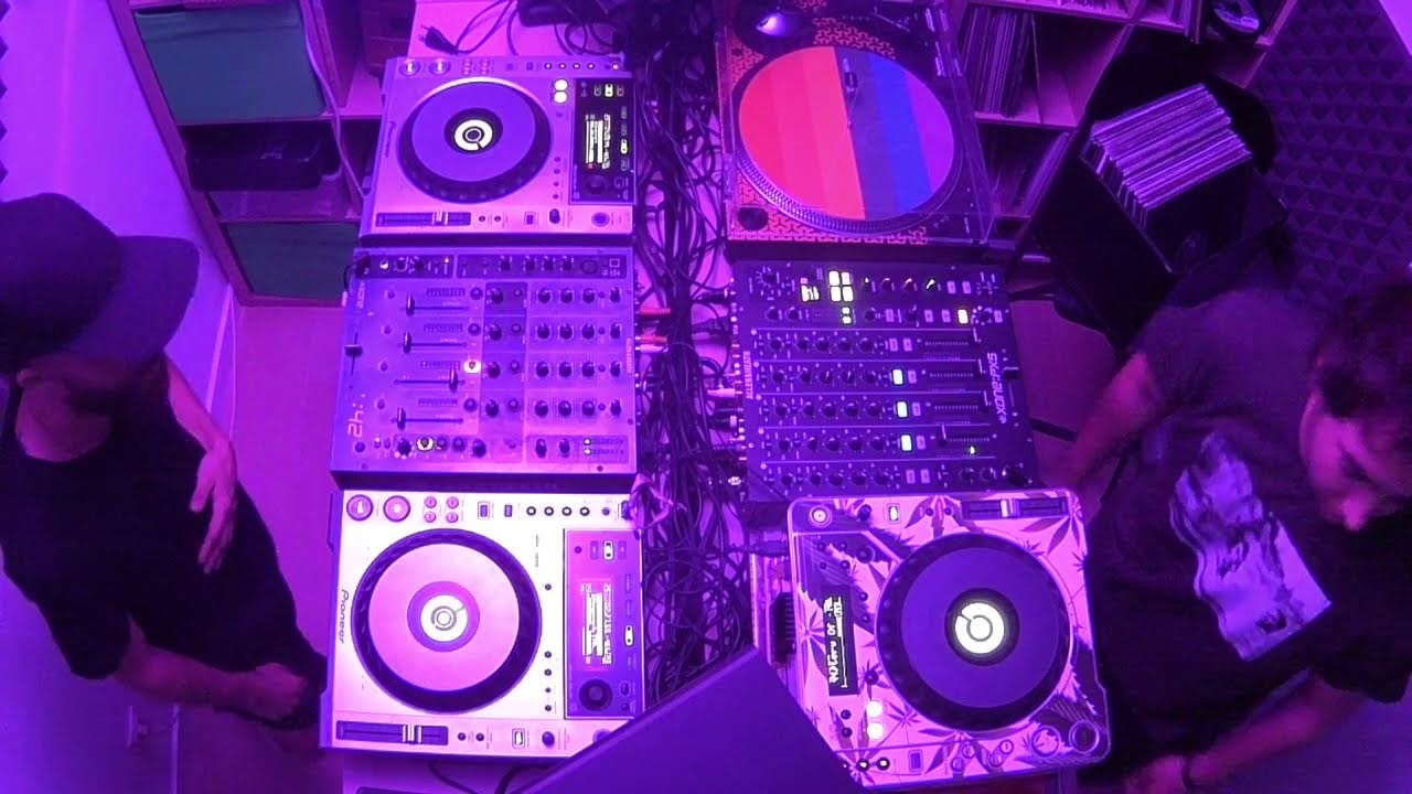 DJ C_PHX F2F LTRR - 30/12/2025 - Last Techno Dance - Live Stream