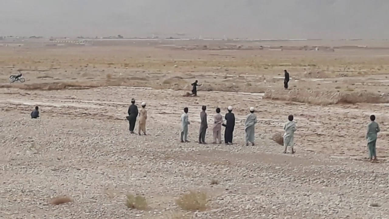 Quetta: Heavy Rain Water in Hanna Urhak Vally.