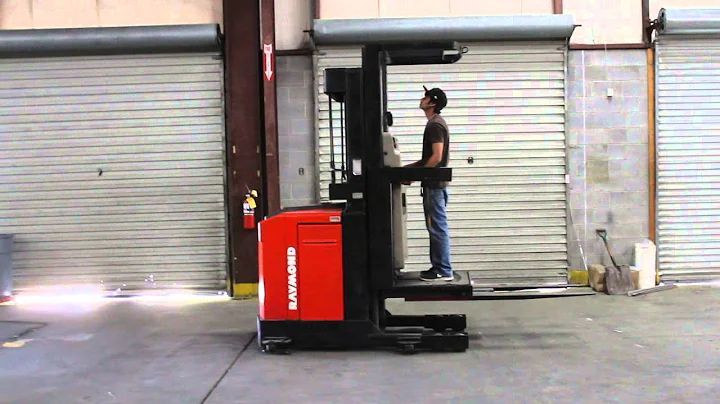 RAYMOND ORDER PICKER,