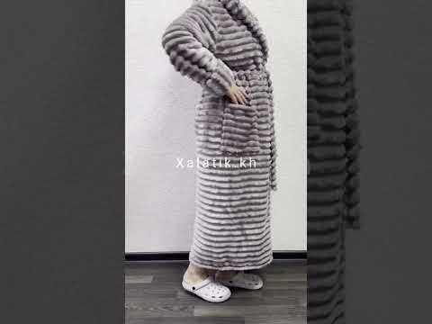 Жіночий довгий халат "Шарпей" Капучино 44/46 з подвійним капюшоном, видео 1