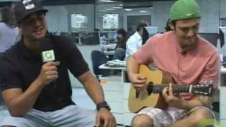 Forfun toca 'Sol ou chuva' no TV Limão