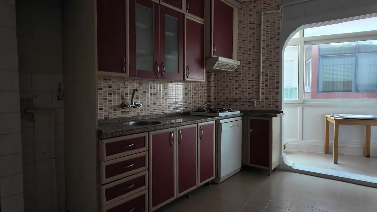 BUCA'DA SATILIK DAİRE -BUCA MENDERES MH SATILIK 155 M2 DAİRE - FIRSAT FİYAT -