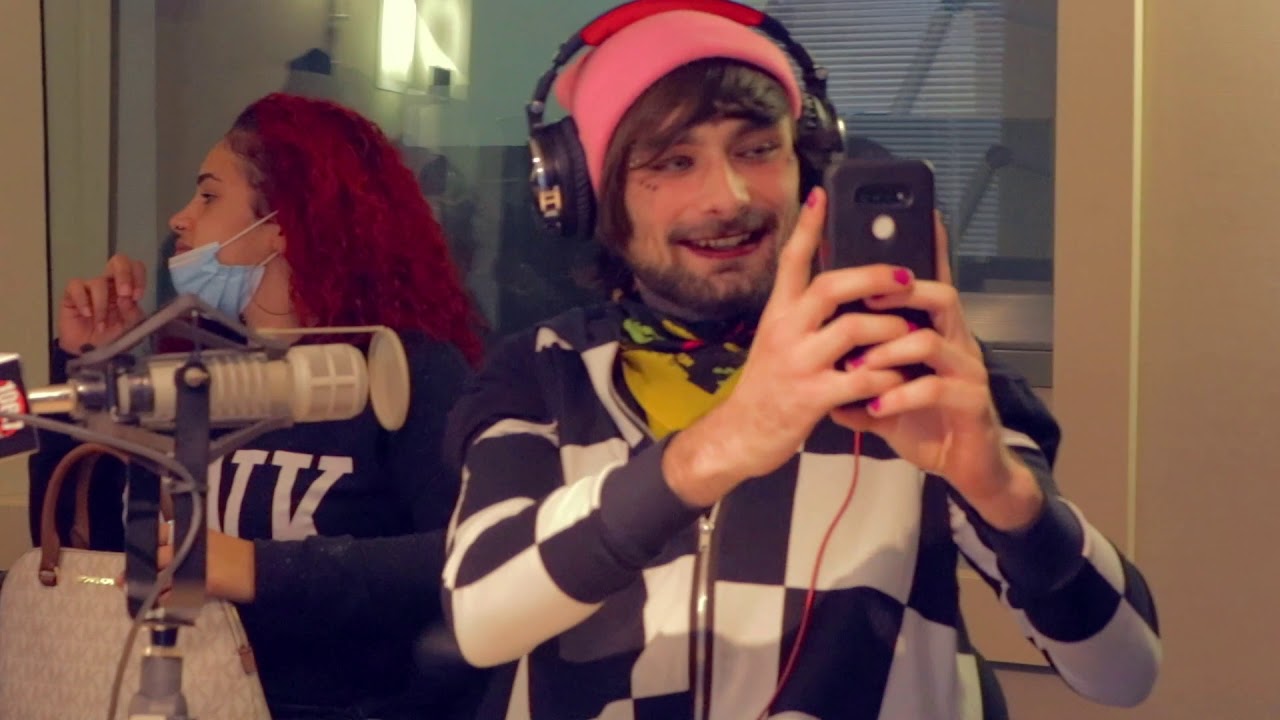 Sick In This Second // Bloody Kisses Interview with DJ IQ 106.7 The Beat on Iheartradio