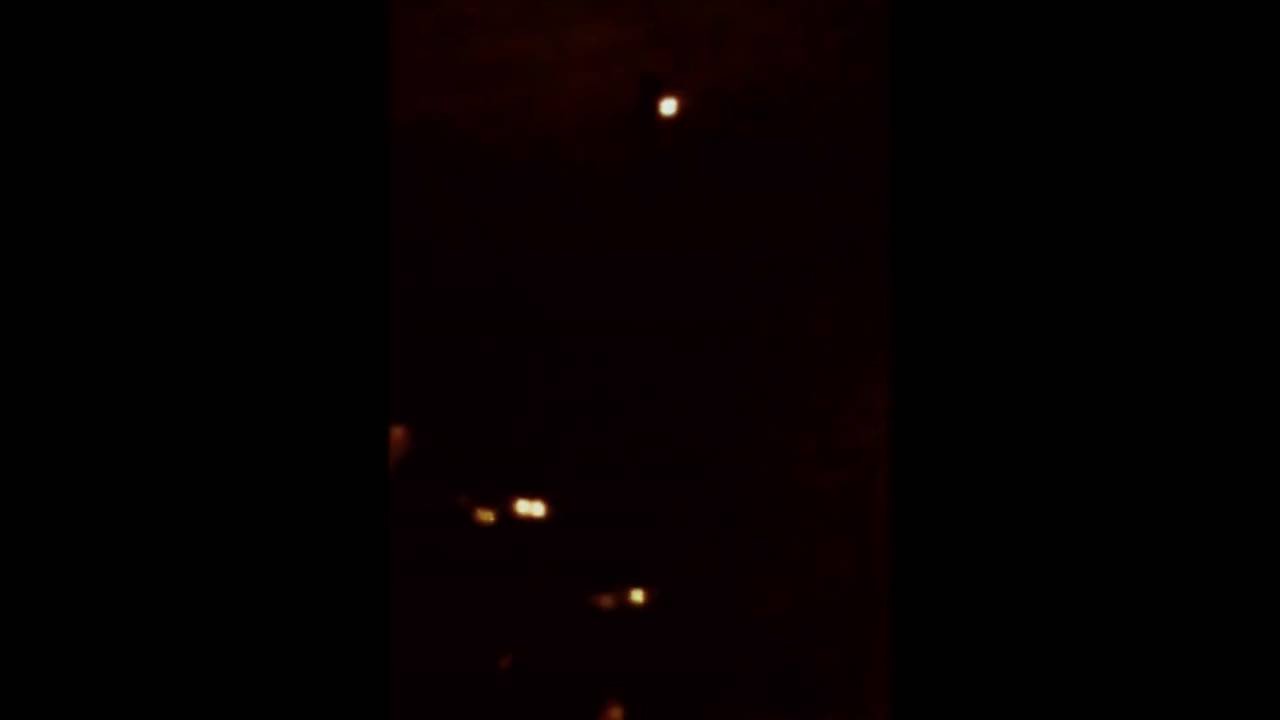 Мужик играет с огнём(огнедыщащий парень) fire breath man