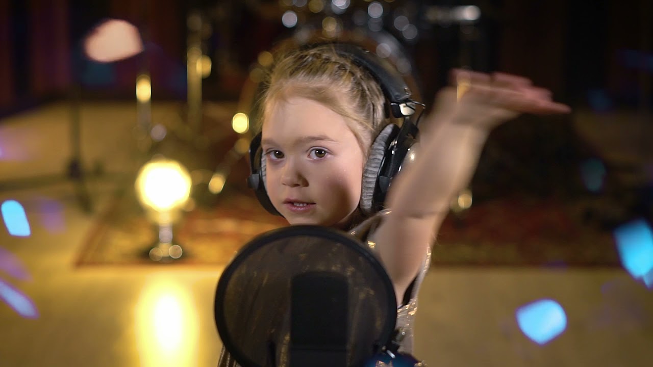 Виктория Акучан - Раз ладошка два ладошка (cover)