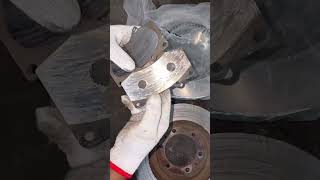 Toyota Land cruiser front Wheel brake pads caliper piston press
