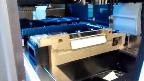 Murphy the Robot Changing Pipette Tips