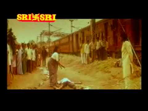 UPENDRAS ONE OF THE BEST SCENE FROM MOVIE AAVI