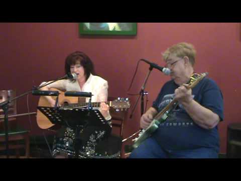 Sherry Holley & Tinker Carlen perform 'Old Flames ...