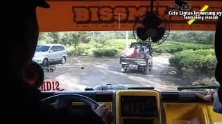 Truk oleng dalam kabin//Story WA terbaru||Picup bawa orang ikut oleng