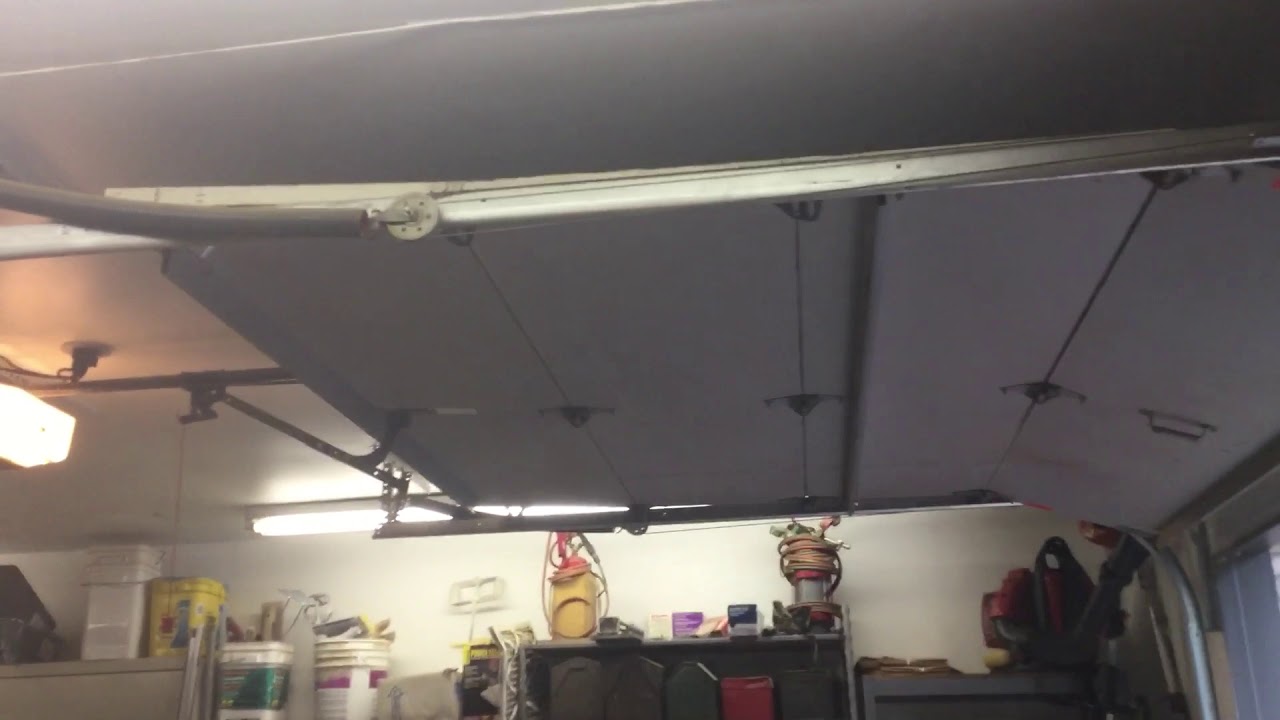 Stanley chain Driven garage door opener going up and down - YouTube