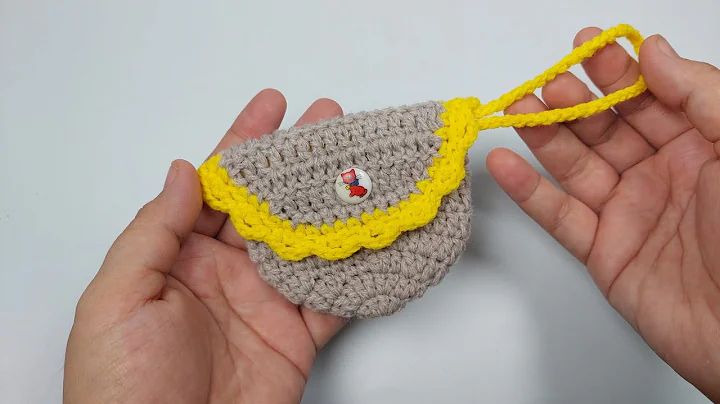 Easy Crochet Coin Purse Tutorial