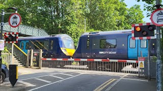 Charlton Lane Level Crossing, Greater London