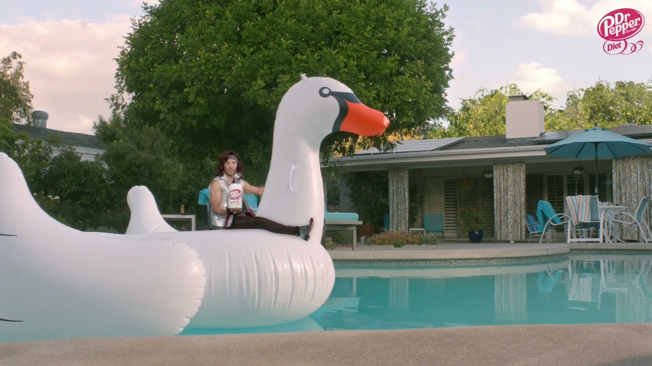 Dr Pepper - Lil' Sweet: Swan (2017) - YouTube