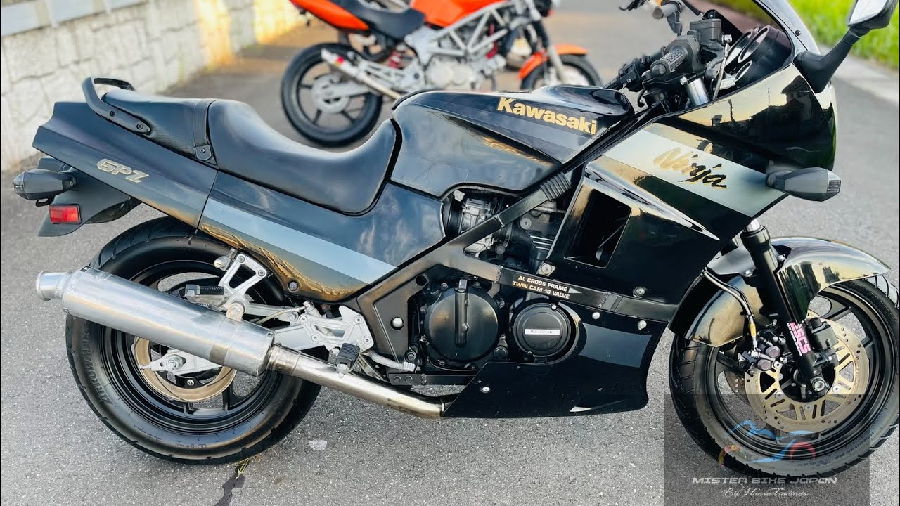 GPZ750/900R用ヘッドカバー 送料込み！カワサキ GPZ900R