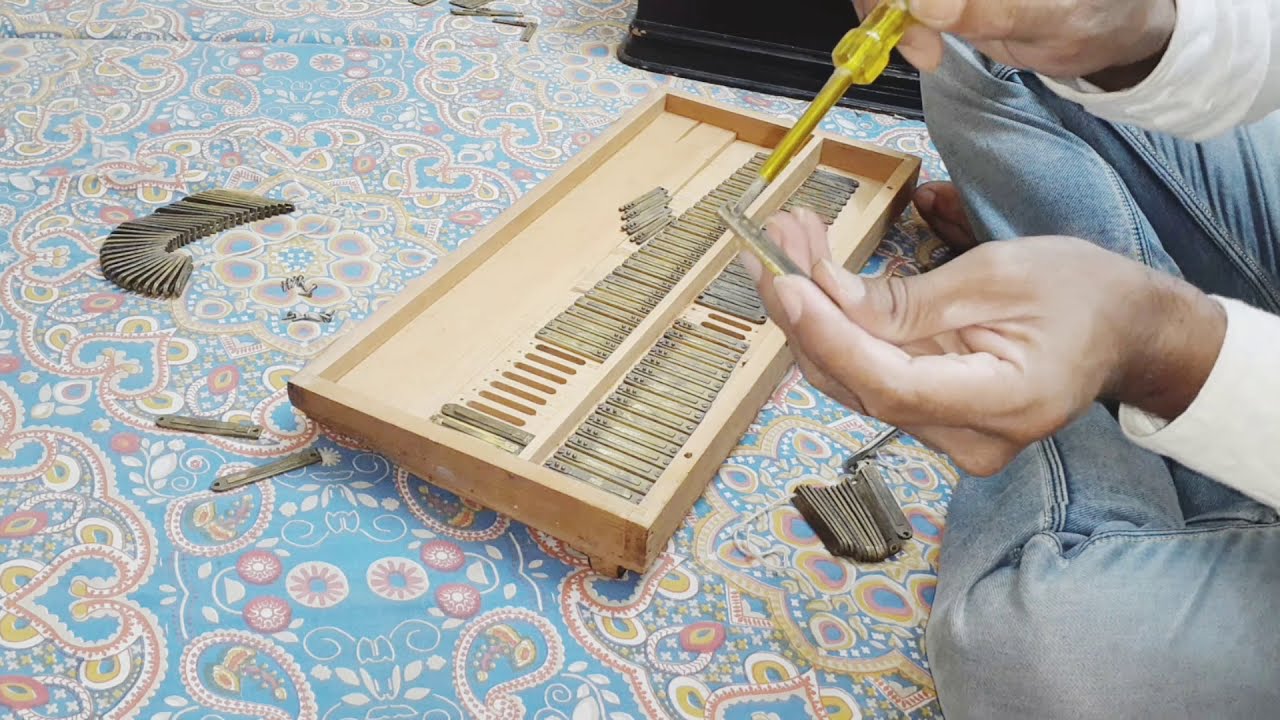 Ratiram& Sons हारमोनियम घर पर रीड बदली कैसे करे।। How to replaced harmonium reeds at Home