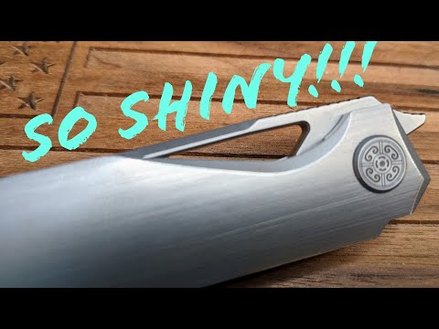 This Cavol Knife is Tiny & Shiny!