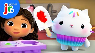 Make Kitty Ghost Pops with Cakey Cat! 🍬 Gabby's Dollhouse | Netflix Jr