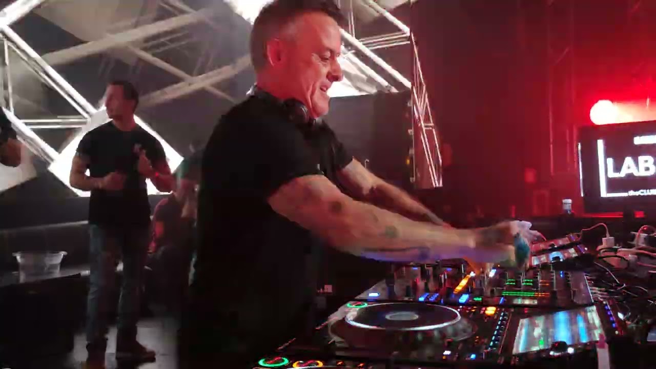 Pepo dj van vas aniversario sala lab the club