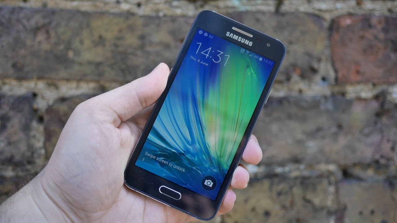 Обзор самсунг 3. Samsung Galaxy a3 2015. Samsung Galaxy a3 Duos 2015. Samsung a5 2015. Samsung Galaxy a3 1.