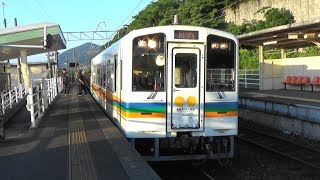 肥薩おれんじ鉄道 肥後高田駅に普通列車到着