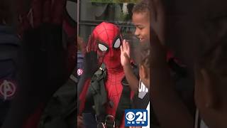 Superheroes visit the Children’s Hospital to surprise the patients through the windows #news #heroes