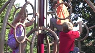 Starburst™ Climber - Freestanding Play - Landscape Structures