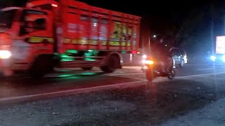 LINTAS MALAM JALAN RAYA PERAK JOMBANG TERLIHAT SEPI DIMALAM HARI