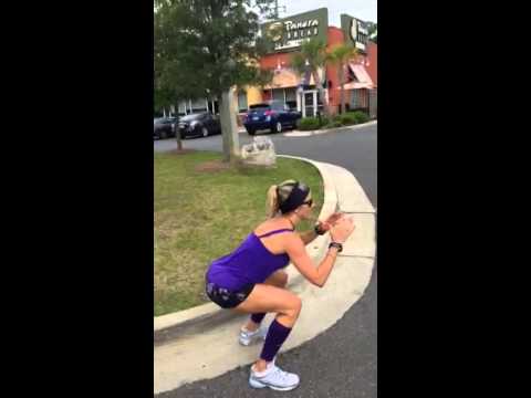 fitfluential 31 day clean eating Drop it like a Squat with Fitfluential