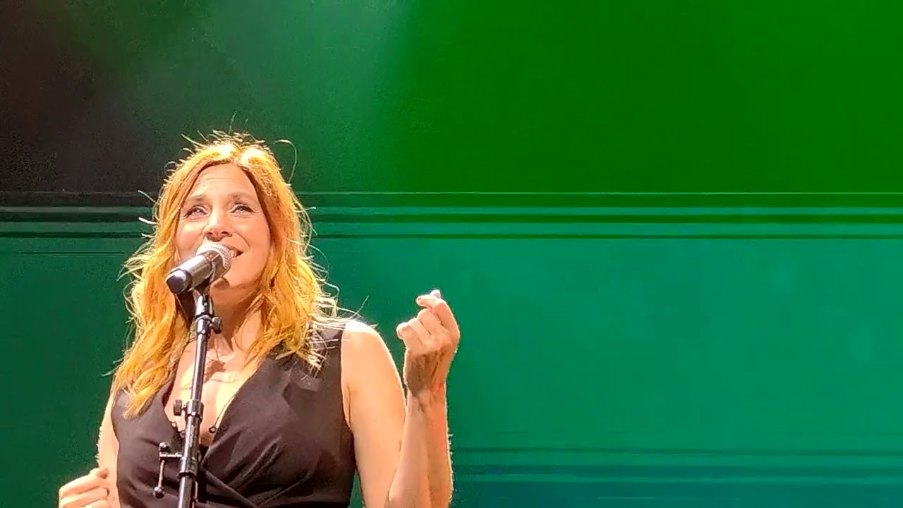 MI NOMBRE, LEIRE MARTÍNEZ EN DIRECTO (ACÚSTICO) - MADRID 29/05/2025