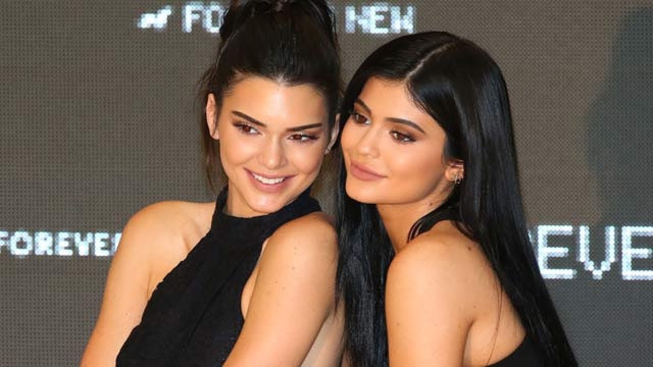 Kendall Jenner Says Kylie Used To Imitate Shakira Around The House ...