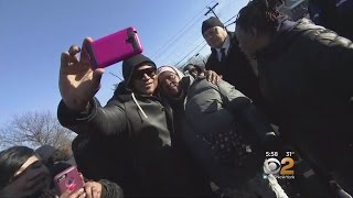 LL Cool J Home For The Holidays