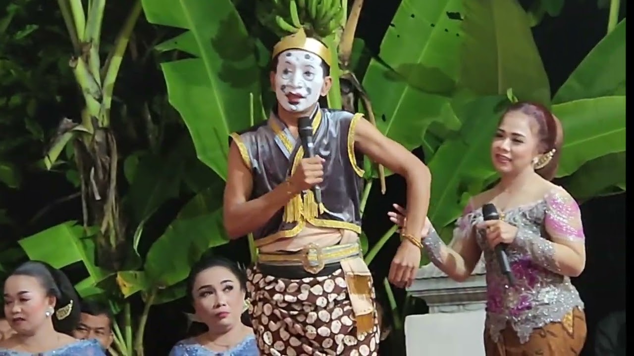 NYUSUL WAYANGAN DI SELOREJO BLITAR || Daily Vlog || Putri Sartono