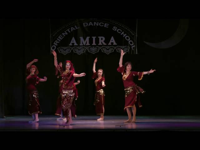 Belly  dance by Oksana Makarenko with her students "Fakerni" by Haifa Wehbe