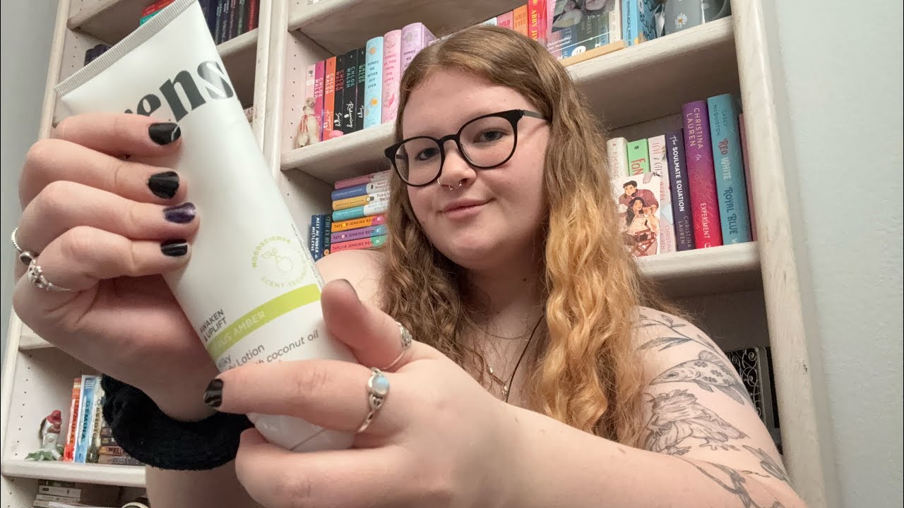 1 hour of gripping & grasping ASMR for the best tingles (no talking) 😗