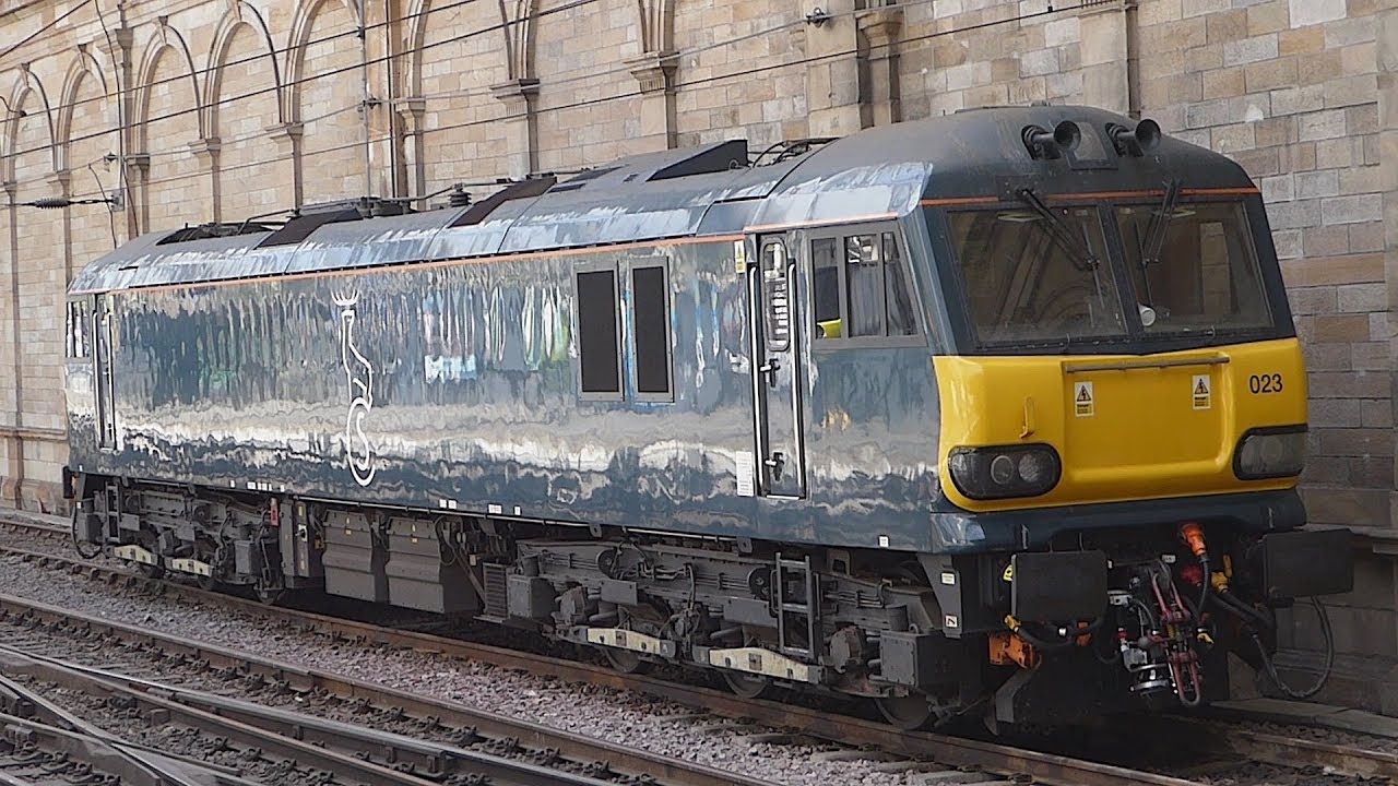 Edinburgh Railway Station (04/7/2018)