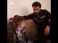 قصة الطفل اسماعيل الطعان مع الاغناء وكيف تعلم وراح يكمل ولا يترك الغناء