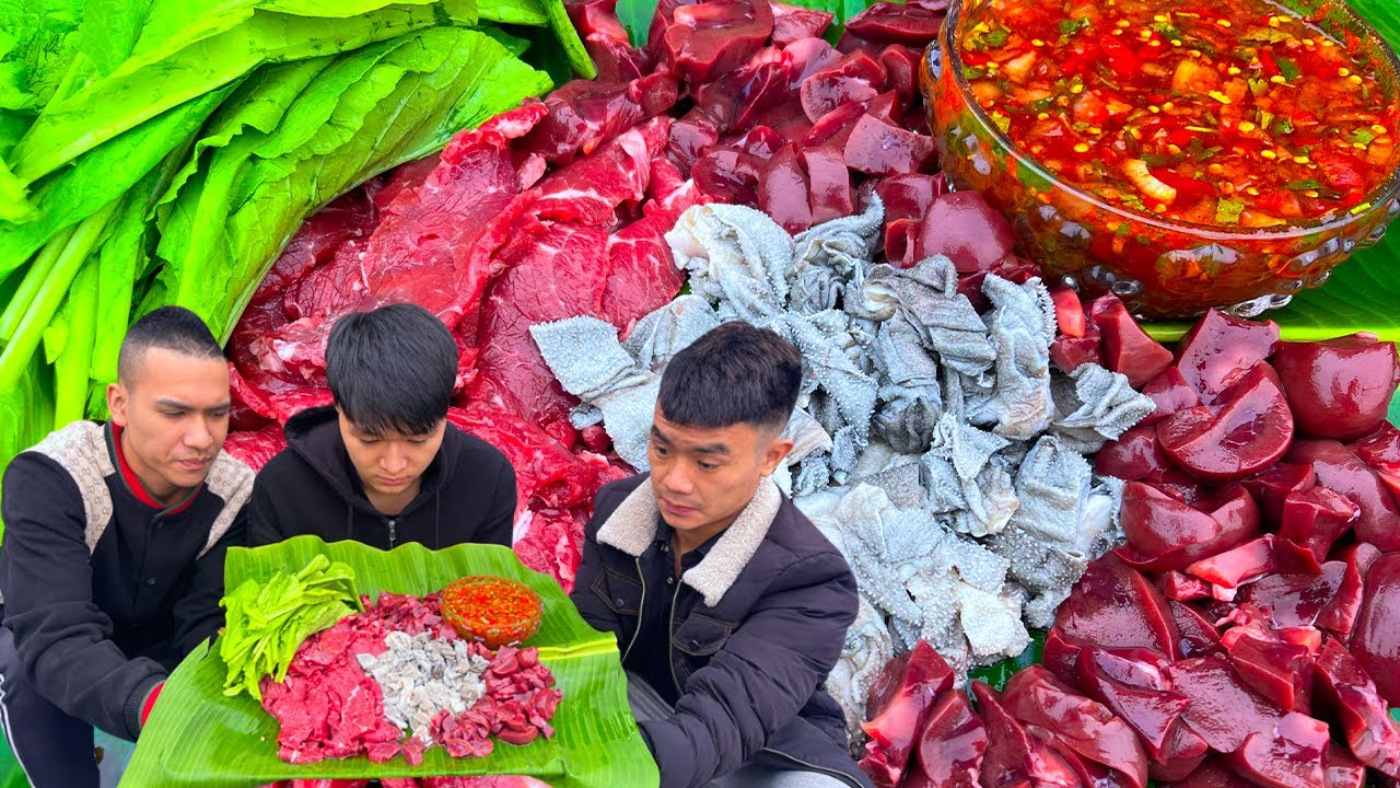 hải sản hữu bộ 2022 Update Hữu Bộ | Thử Thách Cả Team Ăn Nội Tạng Bò Sống