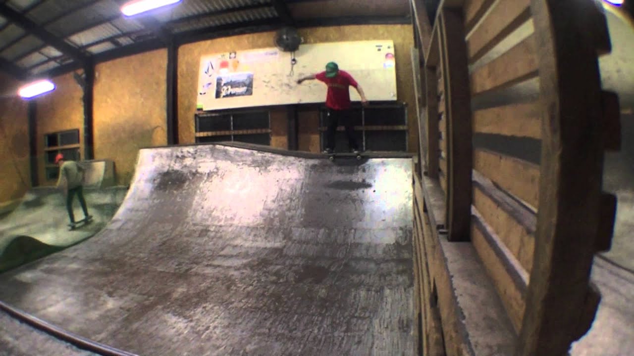 B3スポーツ専門店 TRINITY - STAFF & RIDERS