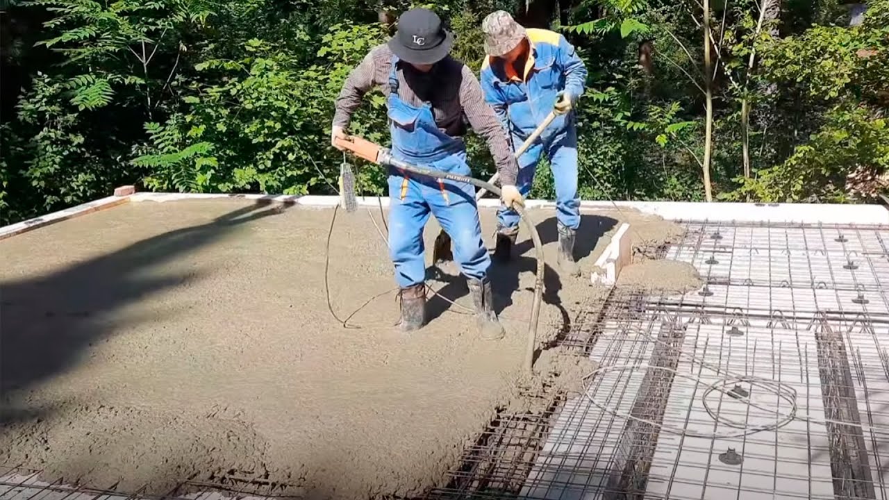 ЗАЛИВАЕМ МЕЖЭТАЖНОЕ СБОРНОЕ ПЕРЕКРЫТИЕ - YouTube