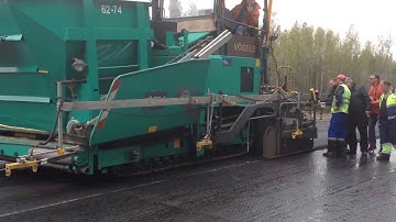 Sensor MOBA Big Sonic Ski với 4 cảm biến trên máy rải nhựa đường ở Nga