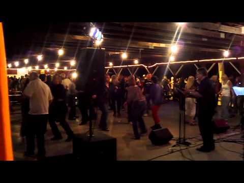 White people dancing