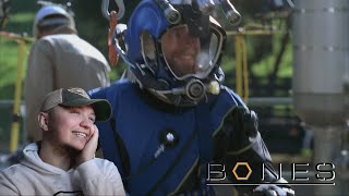 Bones S1E18 'The Man with the Bone' REACTION