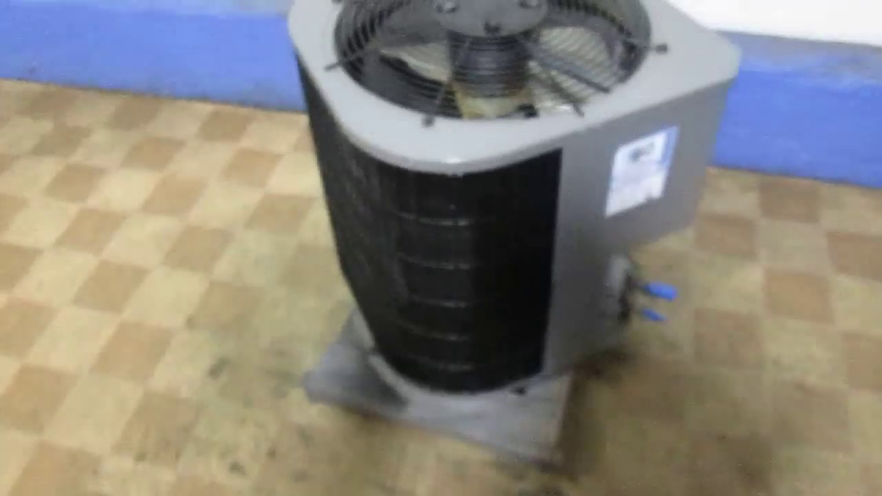 YORK Used Central Air Conditioner Condenser AC030M1021CG ACC-7382