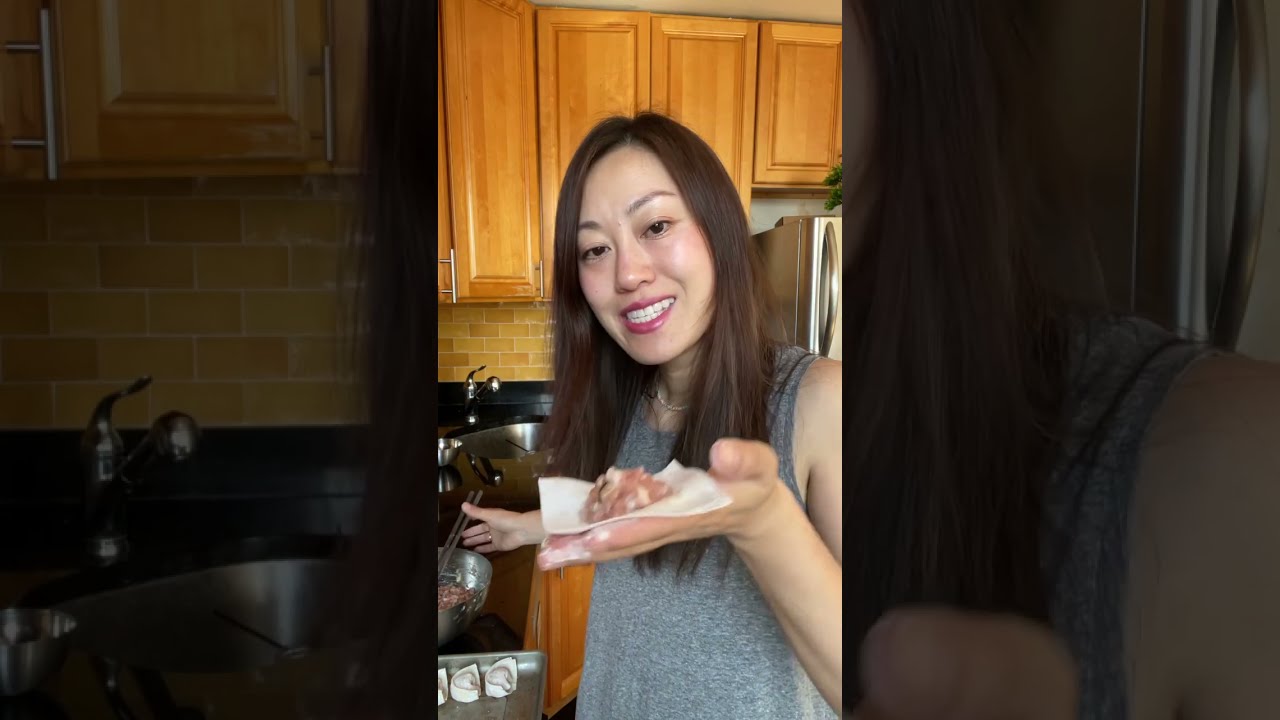 Pork and Mushroom Wonton Soup 