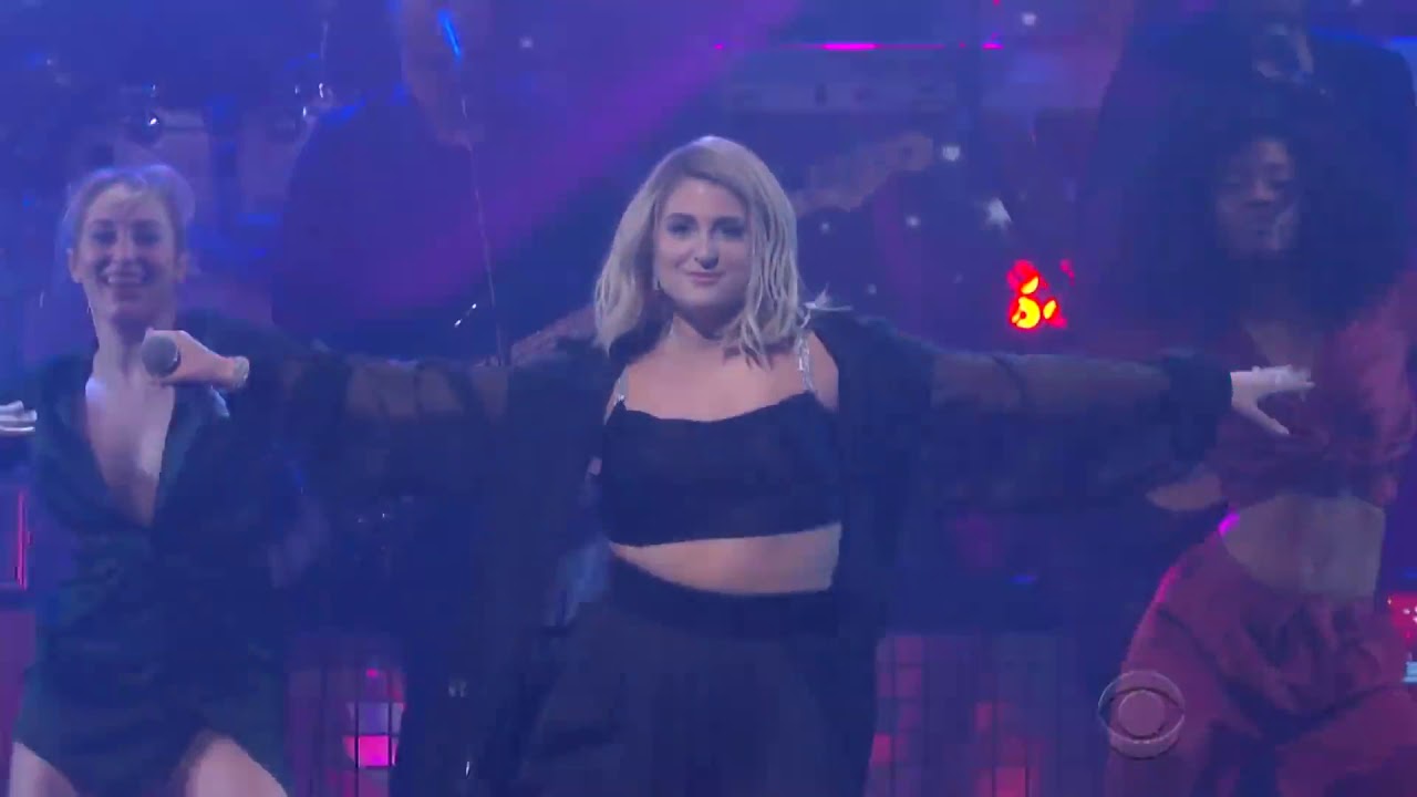 meghan-trainor-let-you-be-right-live-on-the-late-show-with-stephen