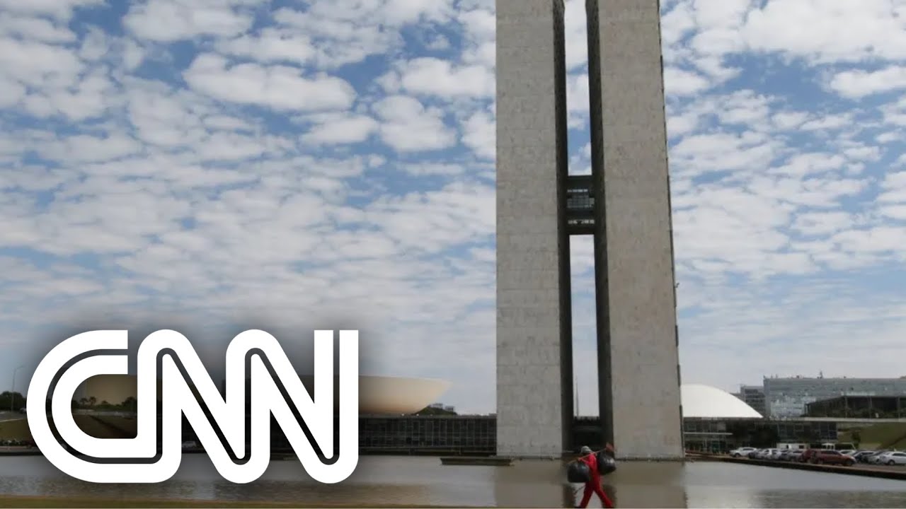 Gandra: Não é hora de reajustes aos detentores do poder | CNN PRIME TIME