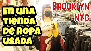 en una tienda de segunda mano de Brooklyn NY -