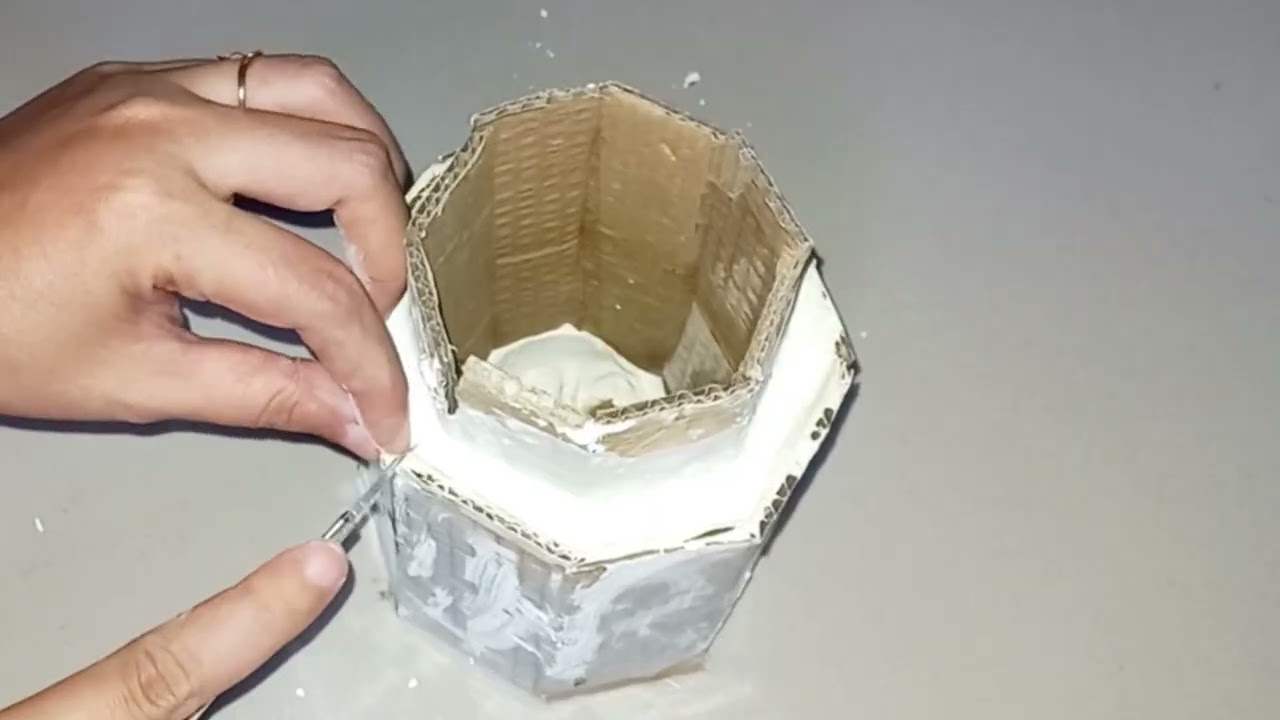 Kerajinan Vas bunga dari semen