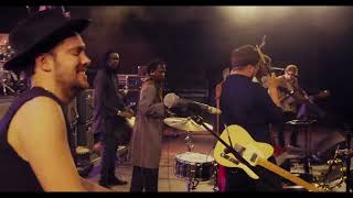 Mumford & Sons, Baaba Maal - There Will Be Time (Live in South Africa)